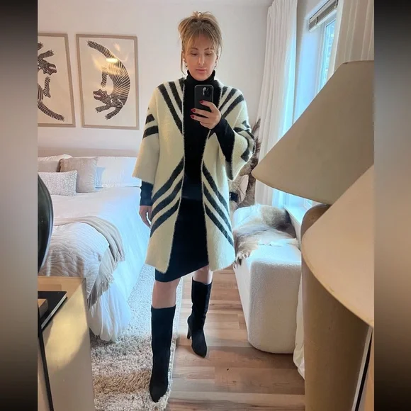 Anthropologie Sleeping On Snow Valia Eyelash Cardigan - Picture 6 of 6